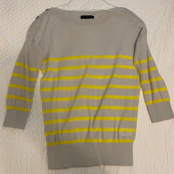 Sweater - Picture 1 of 1